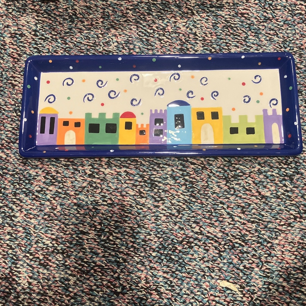 Beautiful rectangular tray. Brand new with tags.